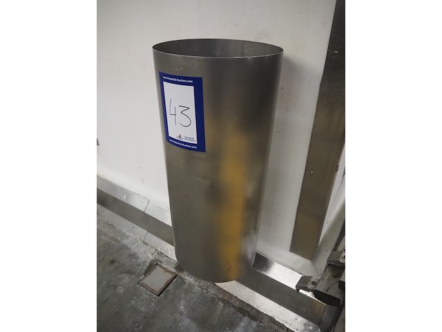 Nn bin - afbeelding 1 van  4