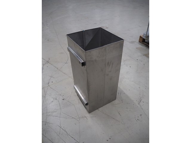 Nn bin - afbeelding 3 van  5