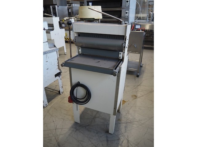Nn bread slicer - afbeelding 3 van  6