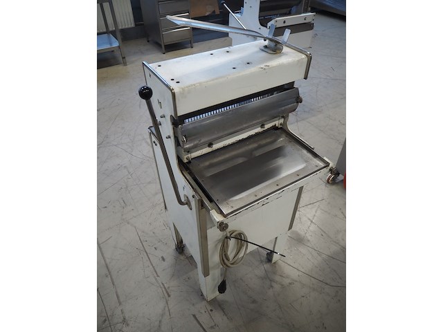 Nn bread slicer - afbeelding 4 van  8