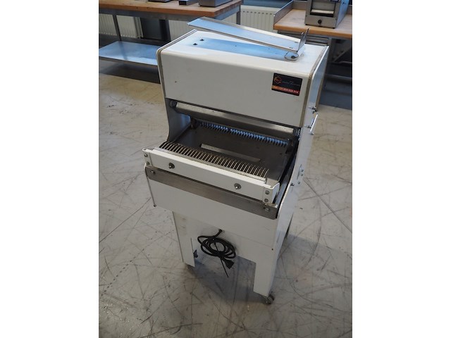 Nn bread slicer - afbeelding 4 van  9