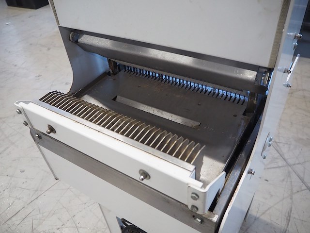 Nn bread slicer - afbeelding 6 van  9