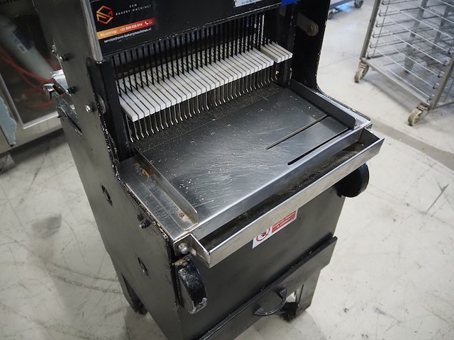 Nn bread slicer - afbeelding 7 van  11