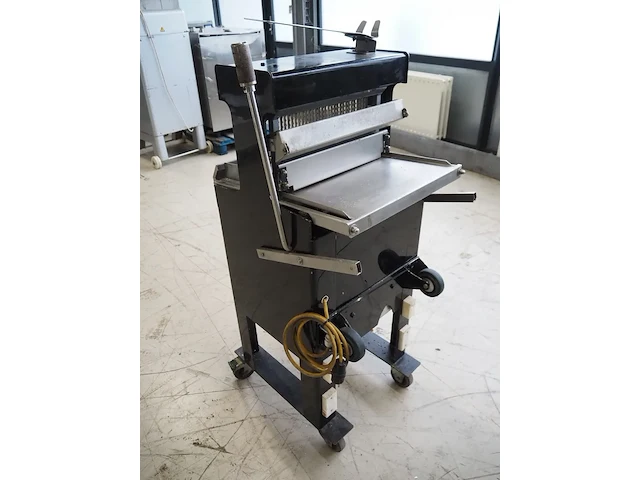 Nn bread slicer - afbeelding 3 van  8