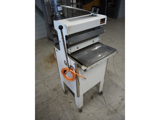 Nn bread slicer - afbeelding 3 van  9