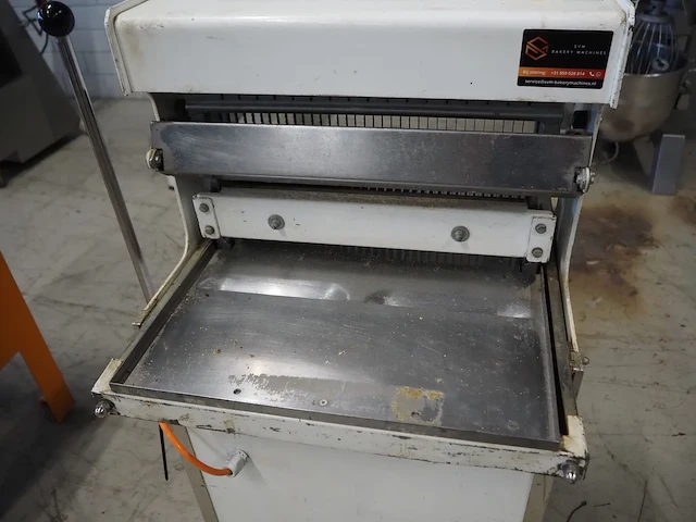 Nn bread slicer - afbeelding 5 van  9