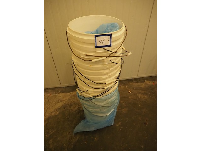 Nn buckets - afbeelding 2 van  2