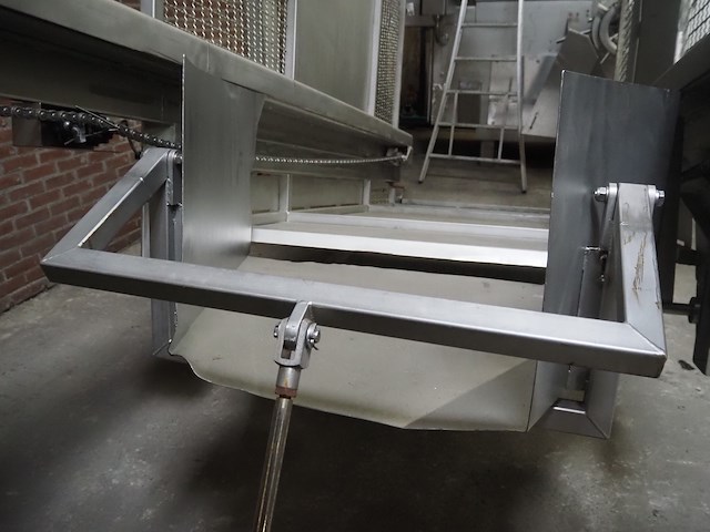 Nn cage for tilting device - afbeelding 6 van  9