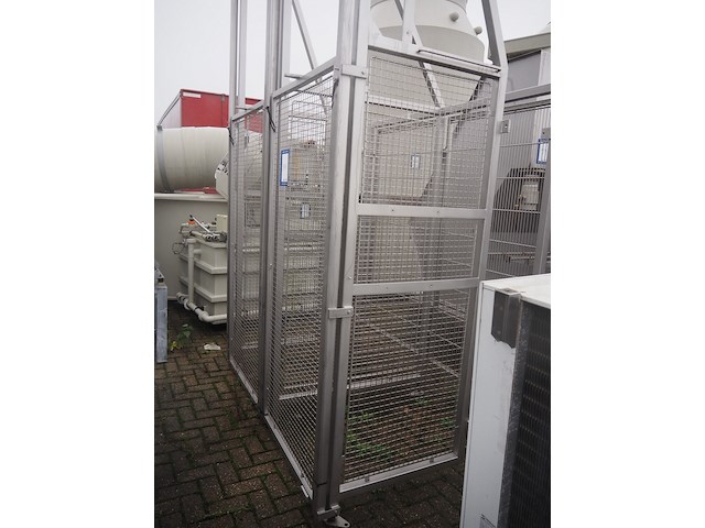Nn cage - afbeelding 3 van  4