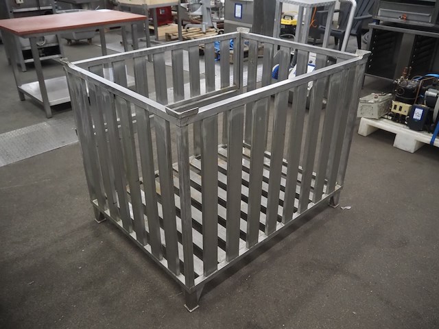 Nn cage - afbeelding 4 van  6