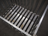 Nn cage - afbeelding 5 van  6