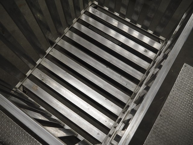 Nn cage - afbeelding 5 van  6