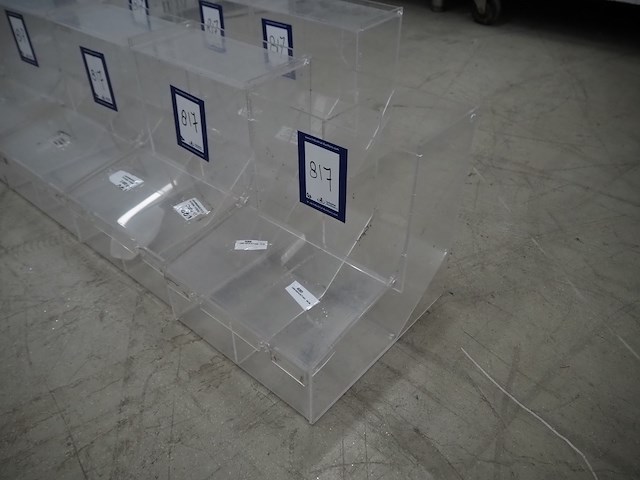 Nn candy dispenser - afbeelding 3 van  4