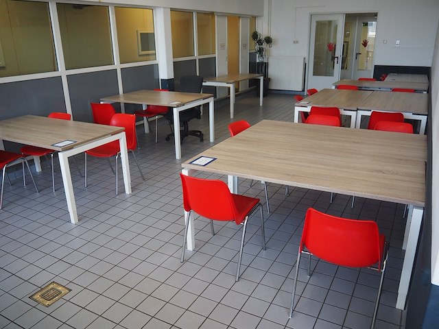 Nn canteen tables with chairs - afbeelding 2 van  8
