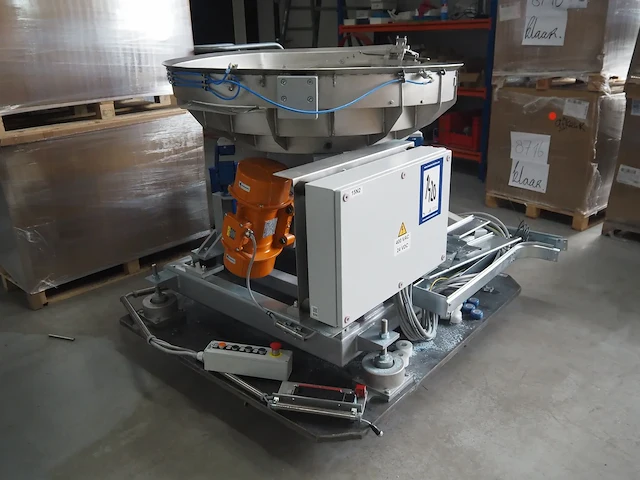 Nn cap feeder - afbeelding 1 van  17