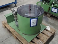 Nn cap feeder