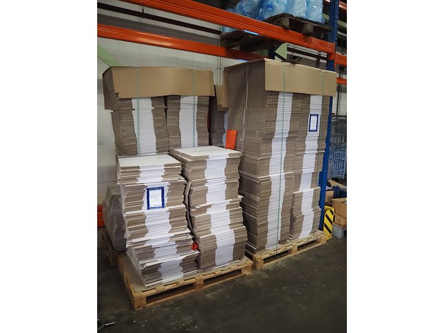 Nn carton boxes - afbeelding 2 van  5