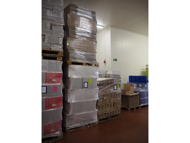 Nn carton boxes - afbeelding 5 van  12