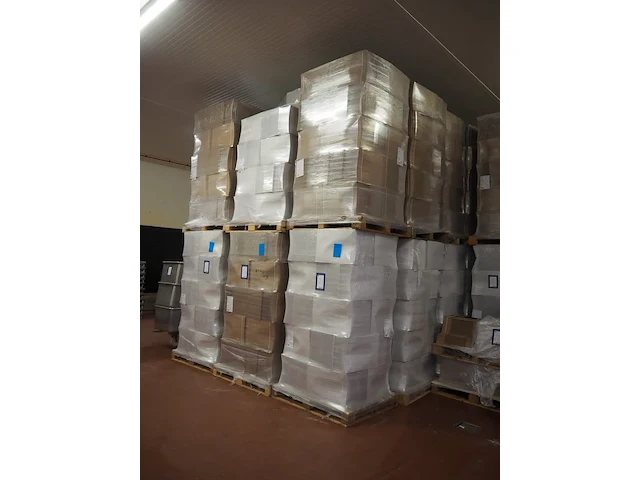 Nn carton boxes - afbeelding 1 van  14