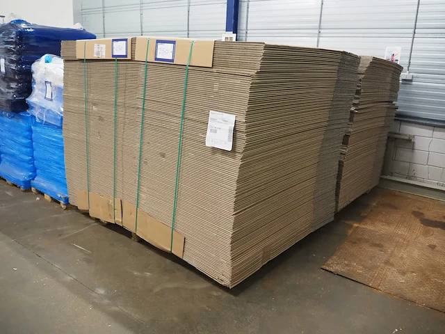 Nn carton boxes - afbeelding 2 van  6