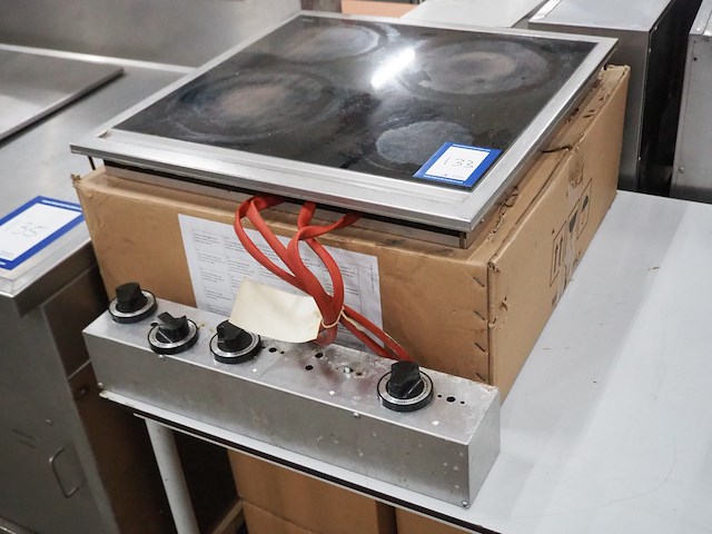 Nn ceramic hob - afbeelding 1 van  5