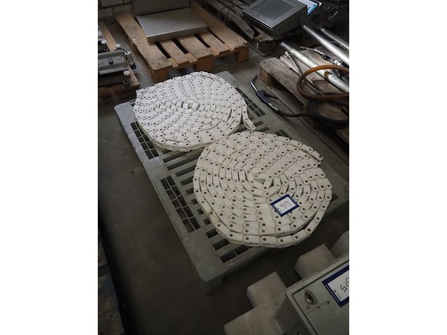 Nn chains - afbeelding 4 van  6