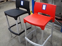 Nn chairs - afbeelding 1 van  4