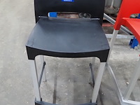 Nn chairs - afbeelding 3 van  4