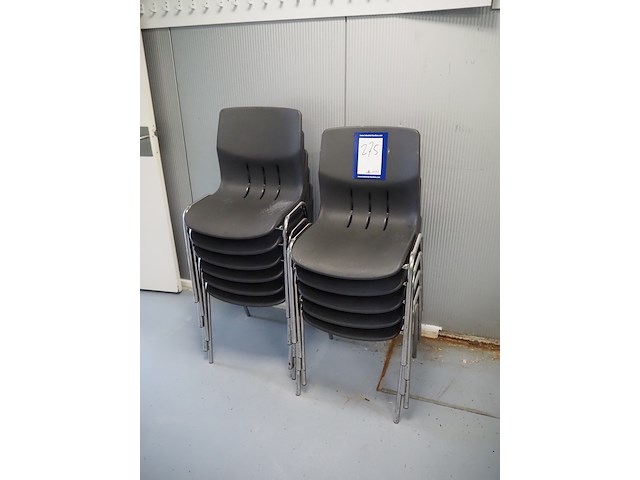 Nn chairs - afbeelding 1 van  4