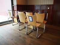 Nn chairs - afbeelding 1 van  4