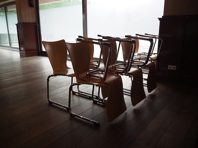 Nn chairs - afbeelding 3 van  4