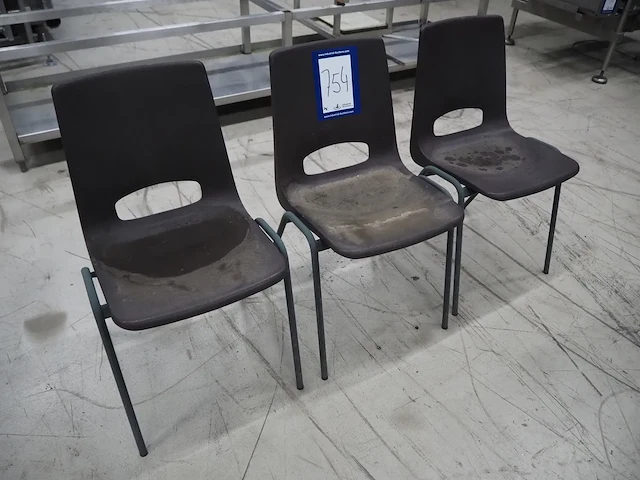 Nn chairs - afbeelding 1 van  7