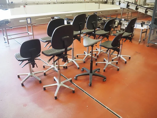 Nn chairs - afbeelding 3 van  4