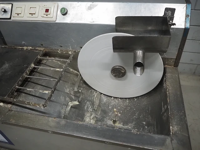 Nn chocolate tempering machine - afbeelding 7 van  8