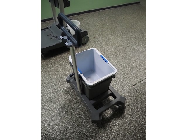 Nn cleaning trolley - afbeelding 4 van  4