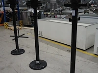 Nn coat hangers