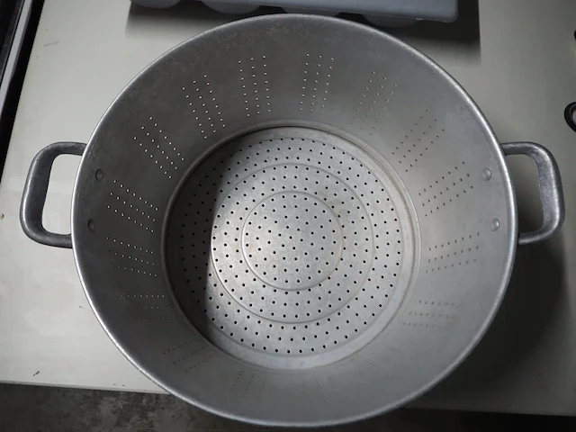 Nn colander - afbeelding 3 van  3