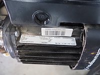 Nn crate with parts - afbeelding 8 van  26