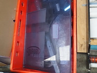 Nn crate with parts - afbeelding 17 van  26