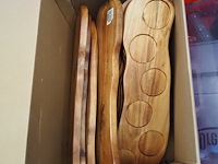 Nn crate with parts - afbeelding 18 van  26