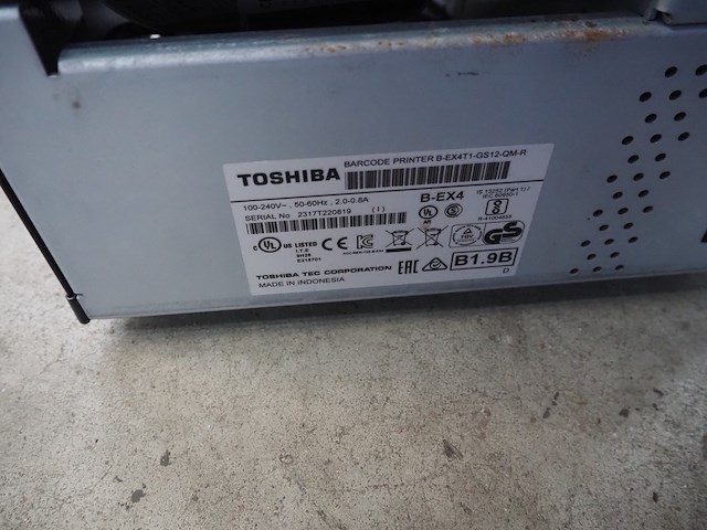 Nn crate with parts - afbeelding 25 van  26