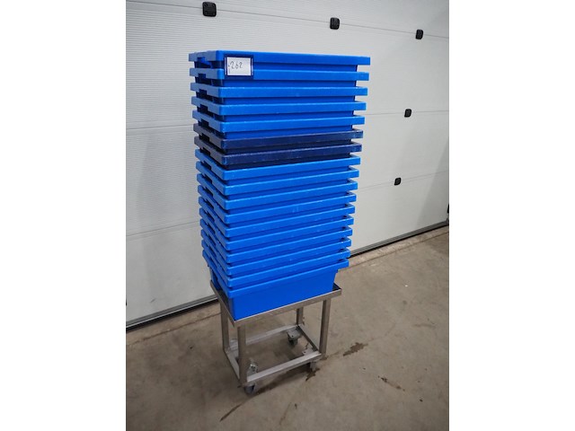 Nn crates - afbeelding 1 van  4