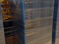 Nn crates. - afbeelding 3 van  14