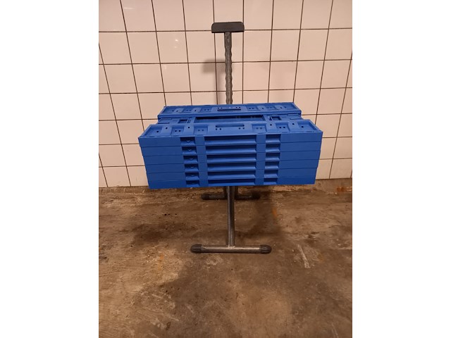 Nn crates. - afbeelding 8 van  14