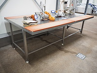 Nn deboning table - afbeelding 2 van  4