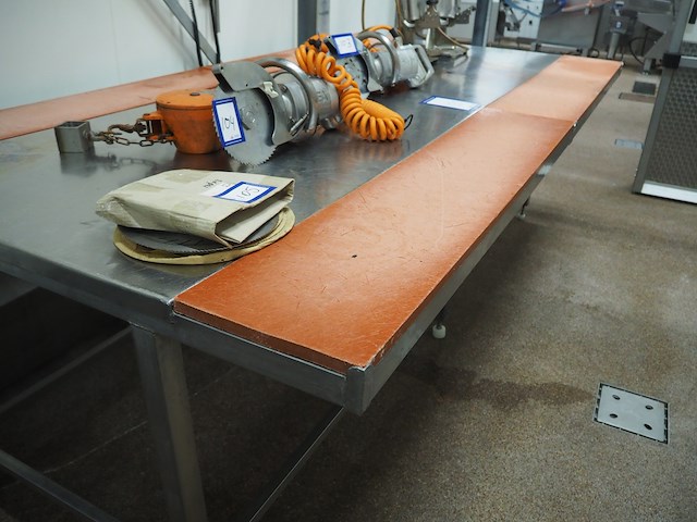 Nn deboning table - afbeelding 3 van  4