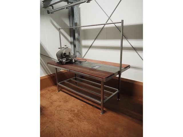 Nn deboning table - afbeelding 1 van  3
