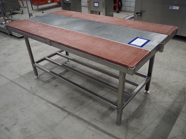 Nn deboning table - afbeelding 1 van  6