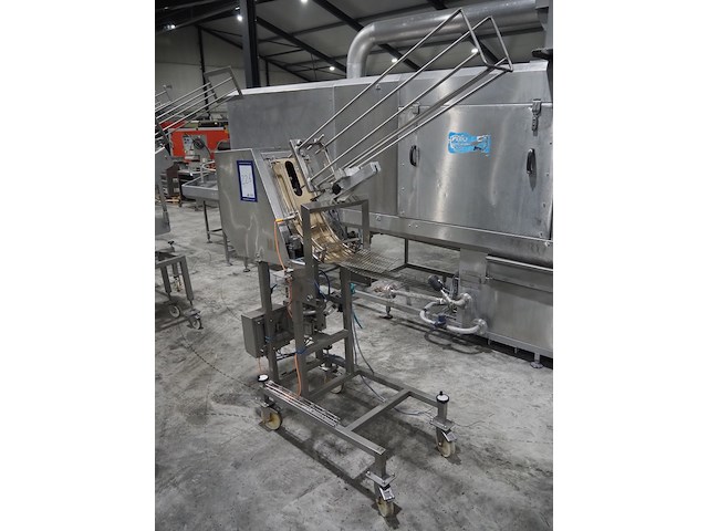 Nn denester - afbeelding 1 van  8