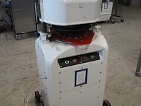 Nn dough divider and rounder